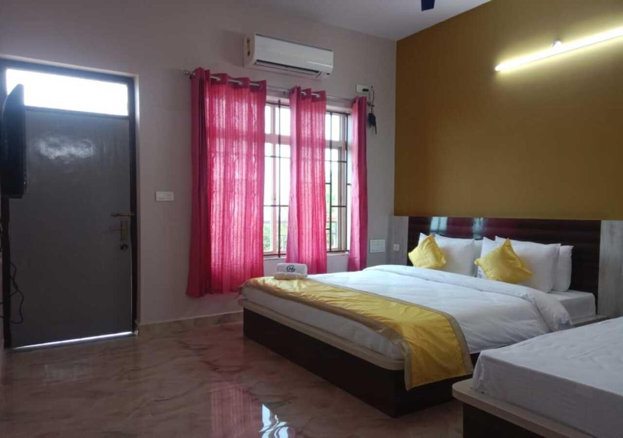 Hotel Golden Heights Gokarna Гокарна Екстериор снимка