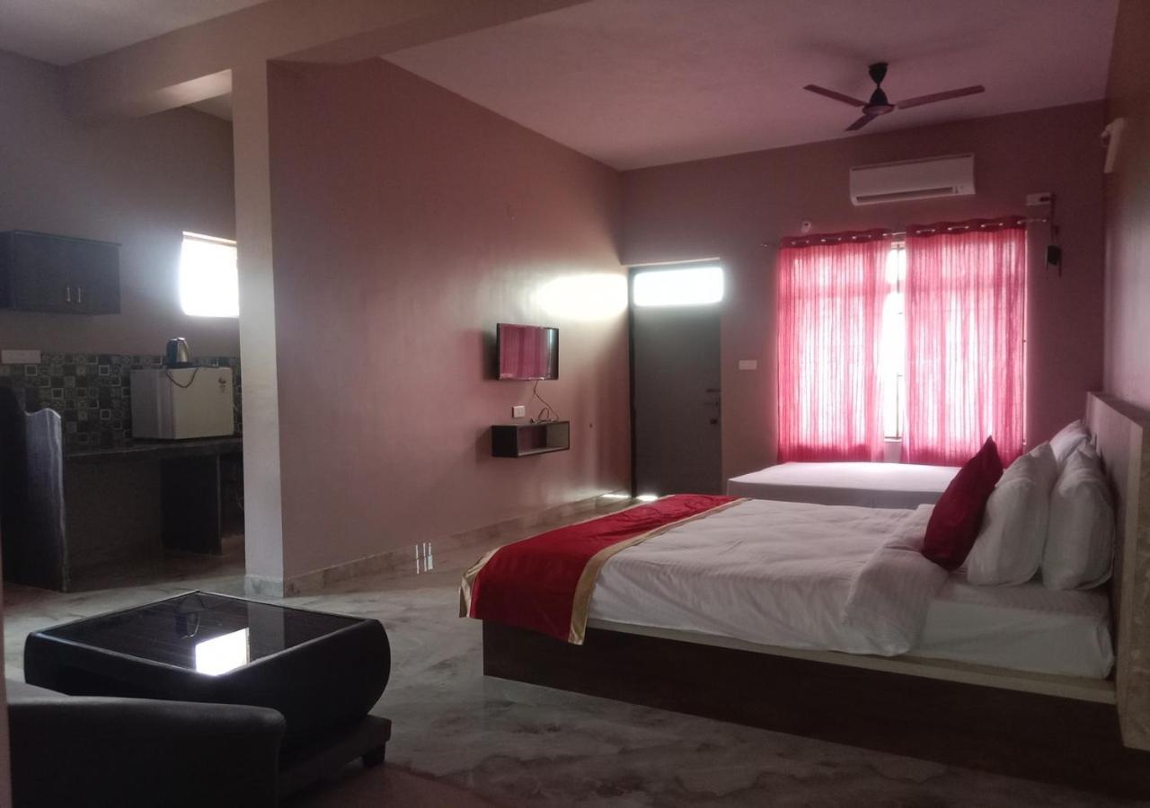 Hotel Golden Heights Gokarna Гокарна Екстериор снимка